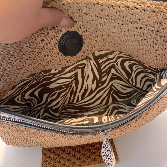 Brighton Straw Woven Messenger Bag - Picture 6 of 15